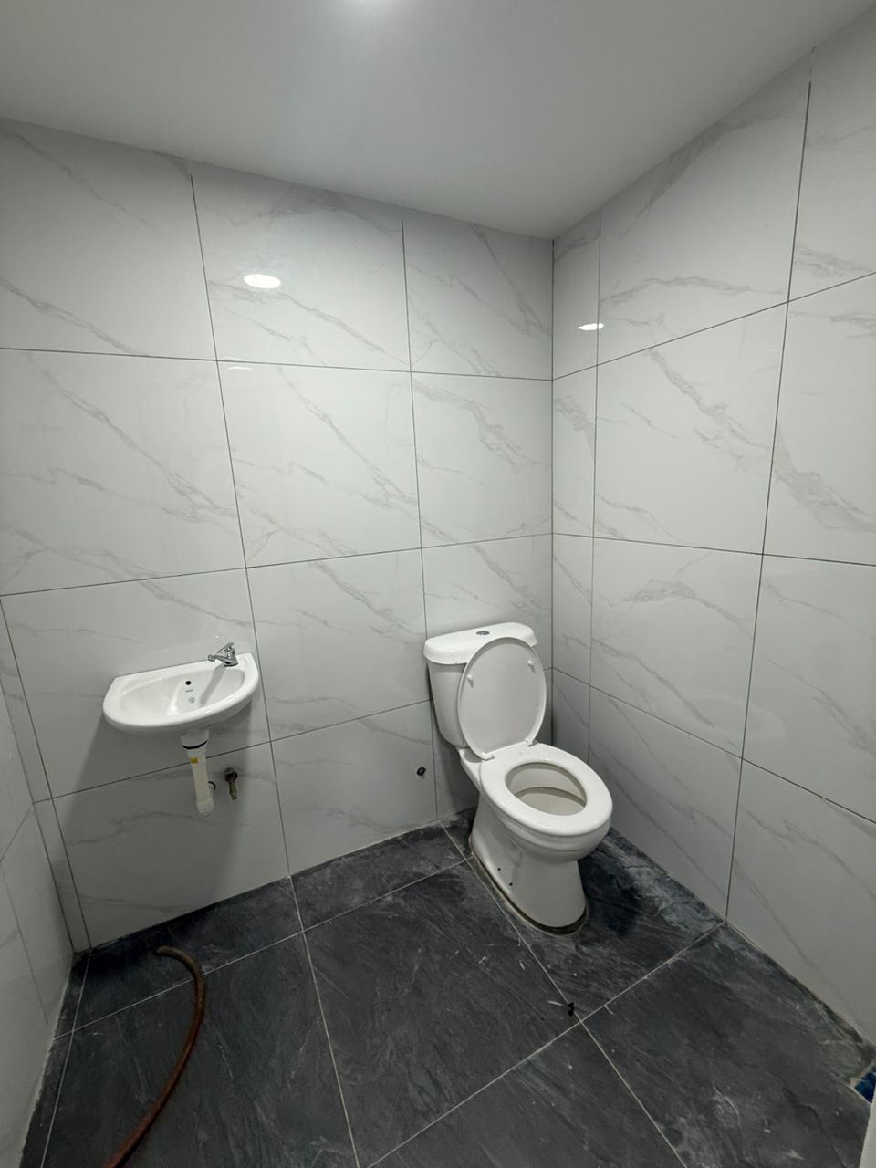 IMG-20251218-WA0100