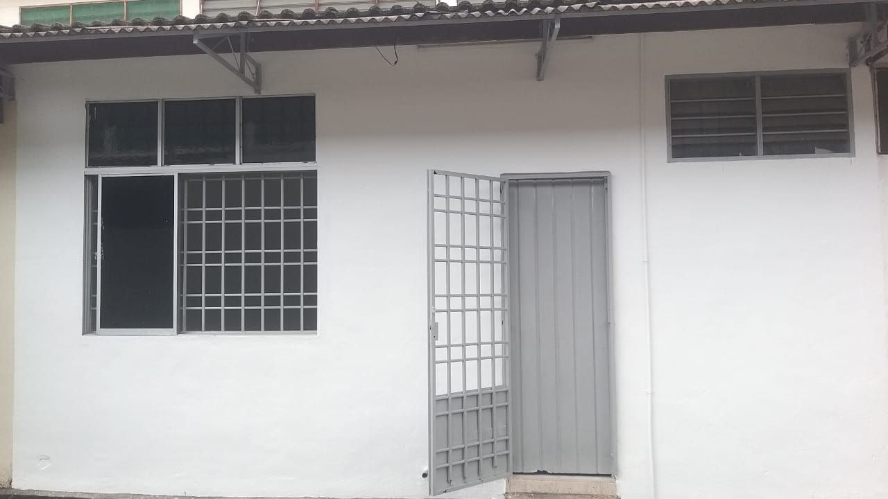 6141007436429596309_121