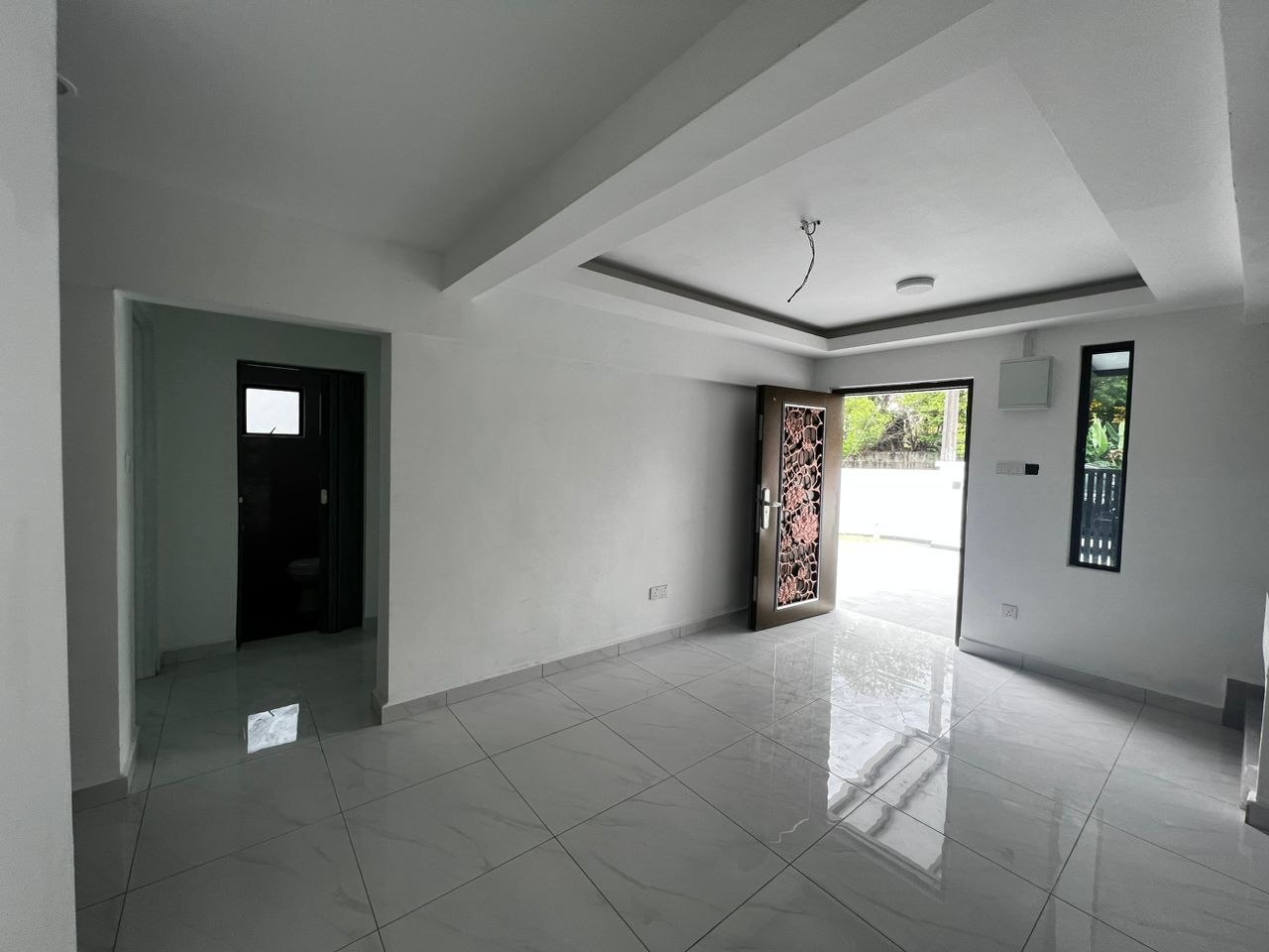 6141007436429596328_121