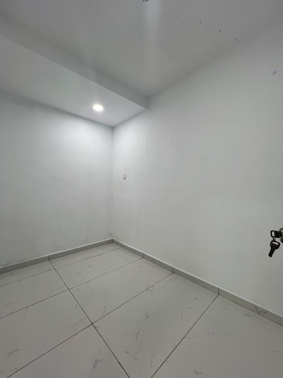 6159229865975026348_121