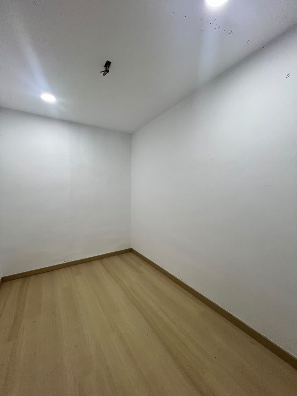 6159229865975026349_121