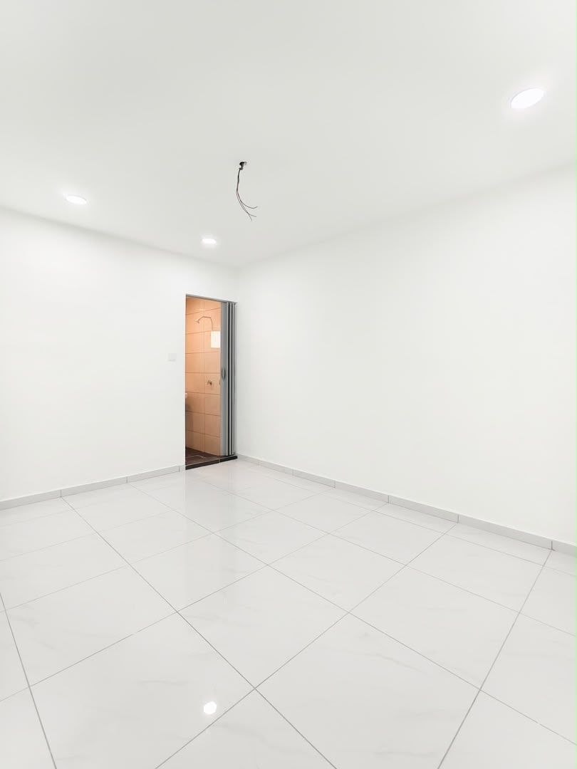 6222011924086461374_121